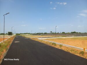 dream grandiose black top roads