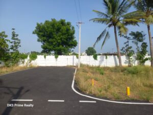 guru garden, mela valadi, compound wall